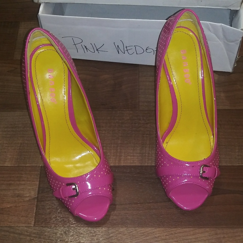 Pink wedges